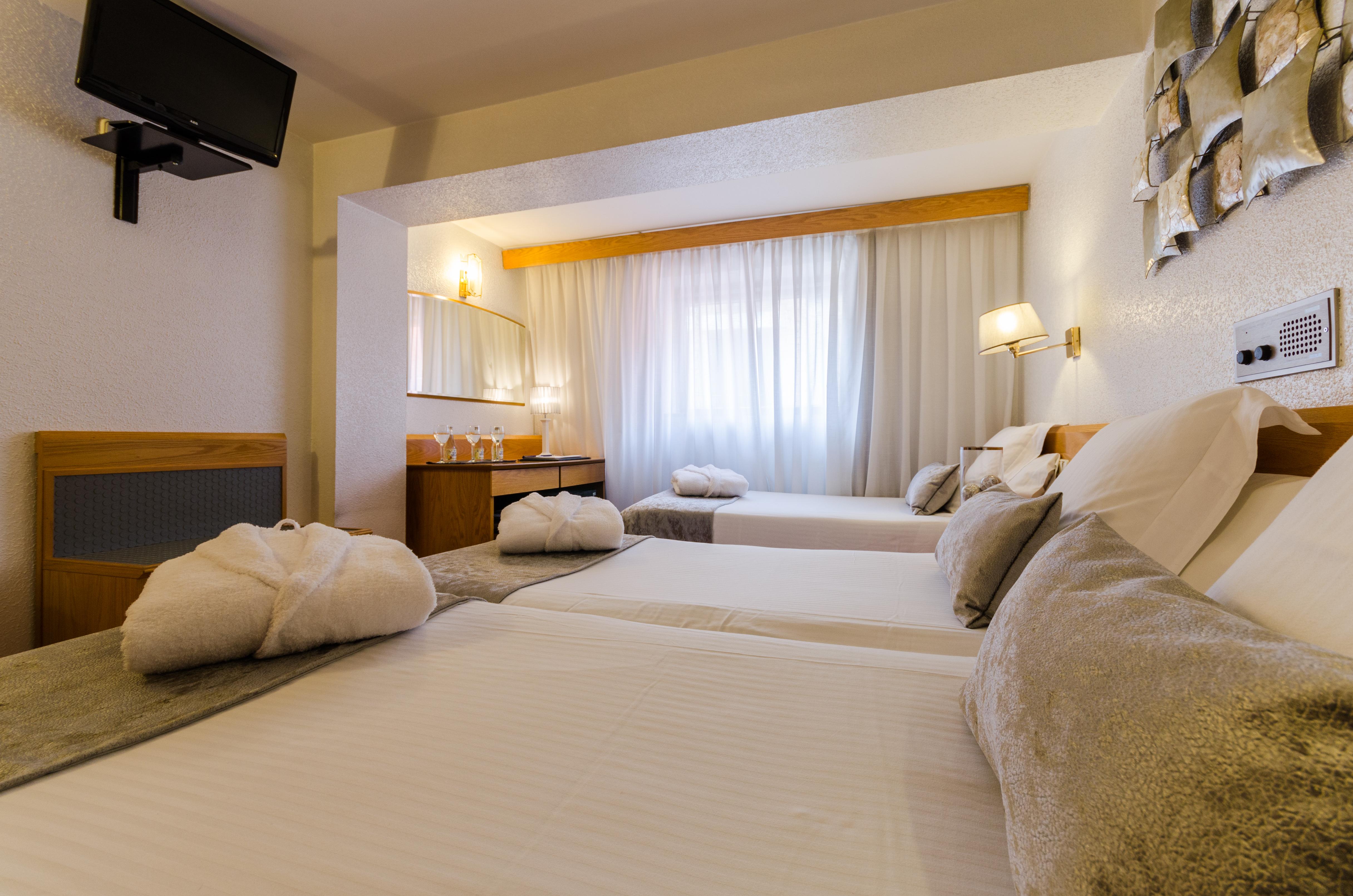 Yomo Eureka Hotel อันดอร์รา ลา เวลลา ภายนอก รูปภาพ